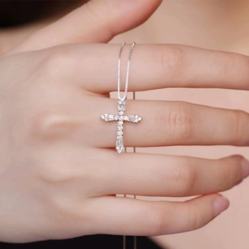 Модный универсальный бренд pendant, ожерелье, стиль light luxury, золото 750 пробы