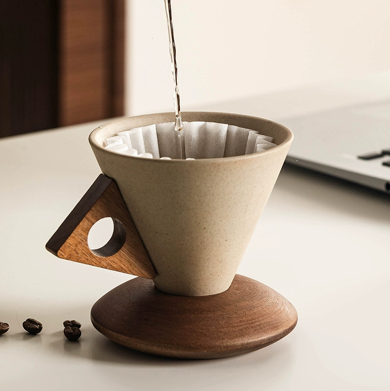 高級レトロセラミックコーヒーカップ、高級で絶妙な家庭用コーヒー女性用特別なカップとソーサーセット|undefined