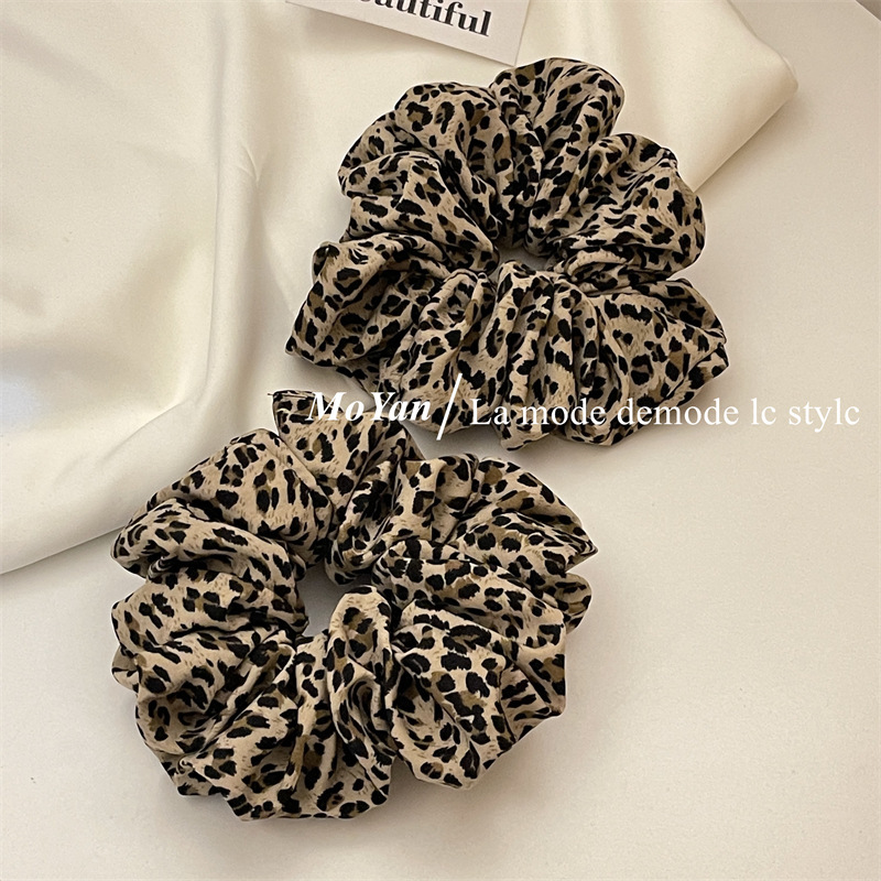 Coreano tocado 2024 nuevo estilo de alta sensación red adornamiento de cabello rojo cuerda de cabello femenina cuerda de cabello de leopardo anillo de cabello de intestino grande