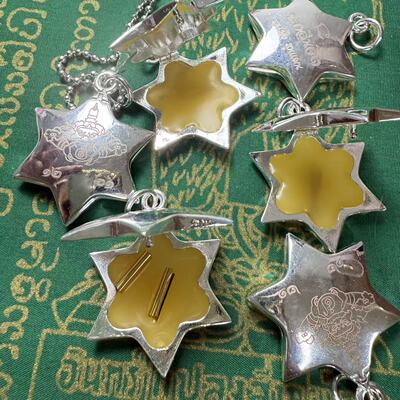 泰国佛系牌 阿赞朋拉胡膏吊坠双符管   原庙真品泰牌|ru