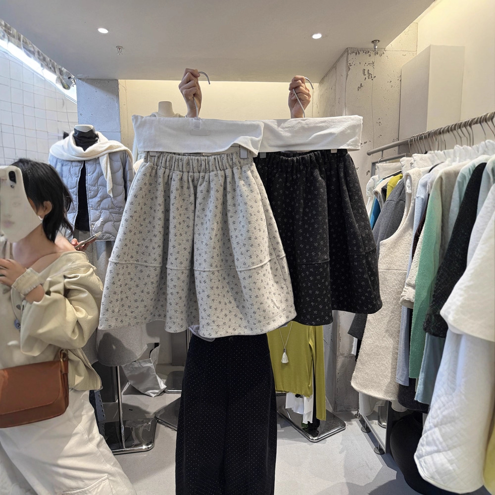 2025 New Winter Korean Style Loose High-Waisted Commuter Style Age-Reducing Slimming Versatile Woolen Floral Skirt for Women