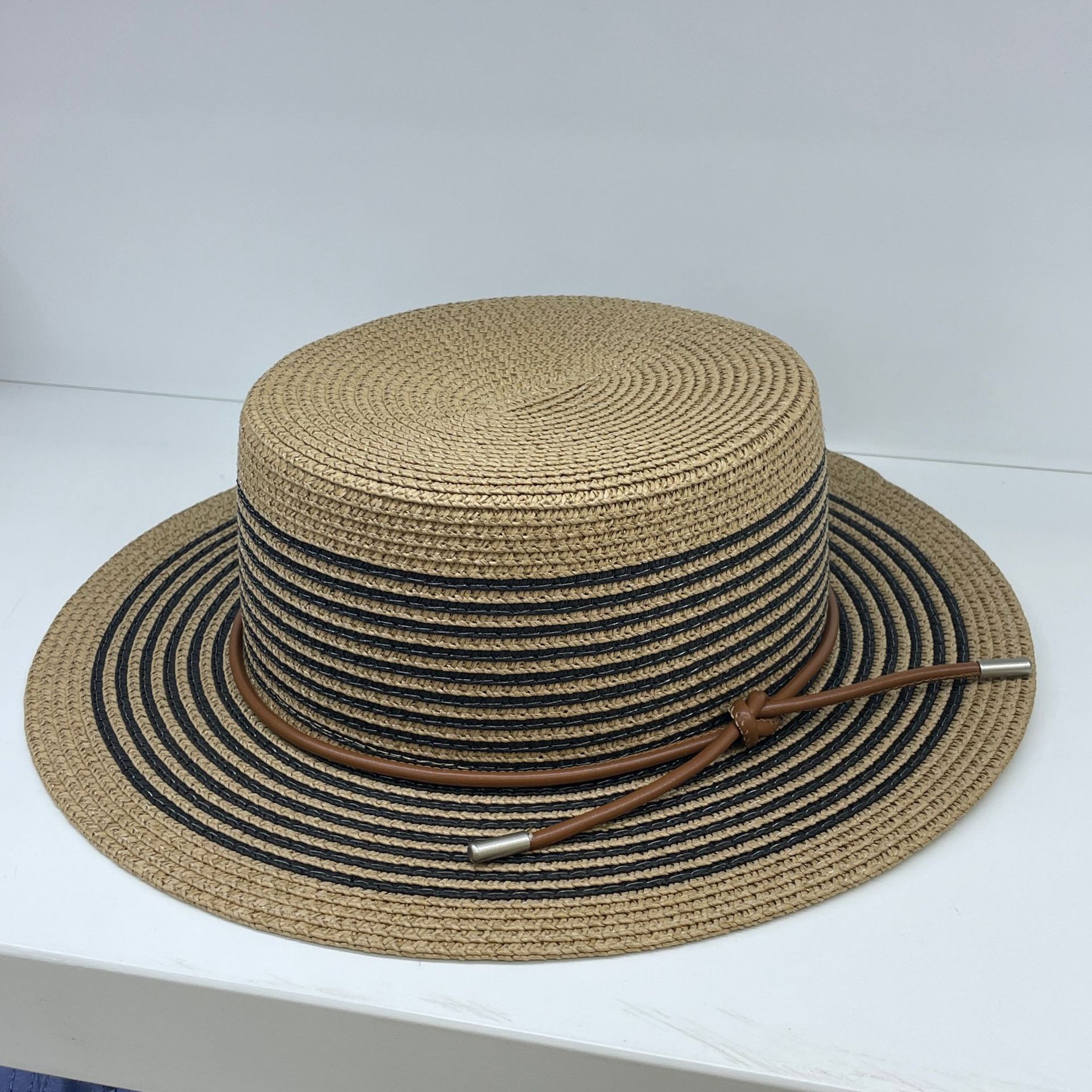 New Summer Striped Single Shoulder Commuting Straw Woven Bag, New Large Capacity Casual And Fashionable Women's Beach Tote Bag_voghion.com