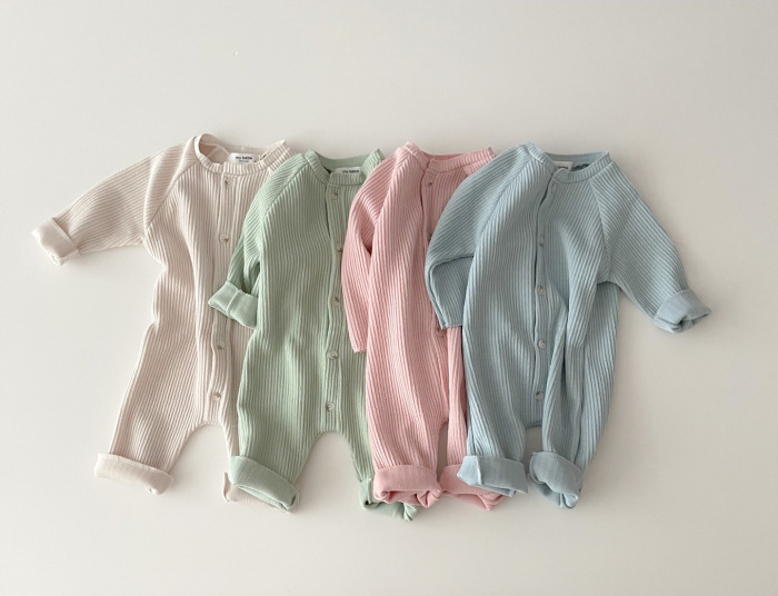 Ins estilo coreano para hombres y mujeres bebé primavera y verano color caramelo casual mono de manga larga ropa de salida pijamas infantiles ropa de aire acondicionado