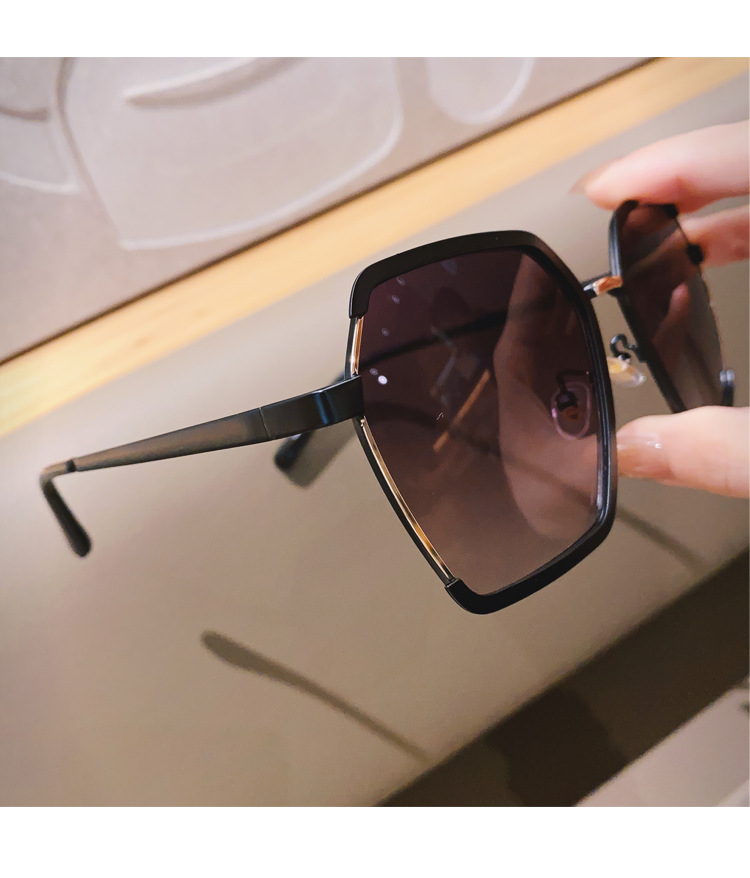 Simple Style Gradient Color Resin Polygon Half Frame Women's Sunglasses display picture 2