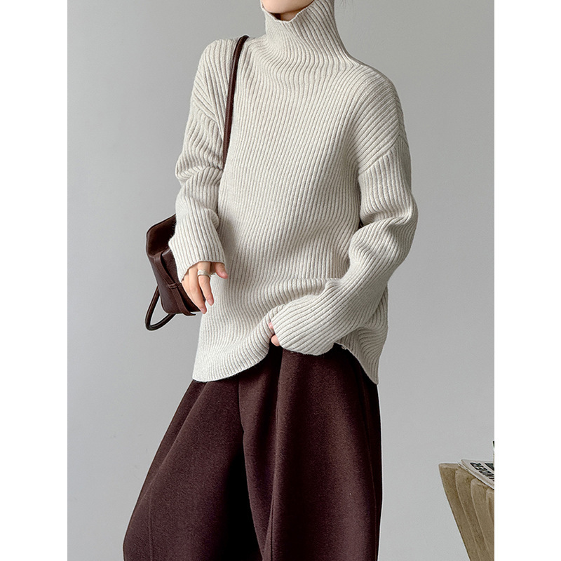 Orange-Colored Autumn and Winter Turtleneck Sweater for Women, Pullover Long-Sleeve Loose Knit Sweater, Model 032, Women's Autumn and Winter High-End Sweater Orange-Colored Autumn and Winter Turtleneck Sweater for Women, Pullover Long-Sleeve Loose Knit Sweater, Model 032, Women's Autumn and Winter High-End Sweater