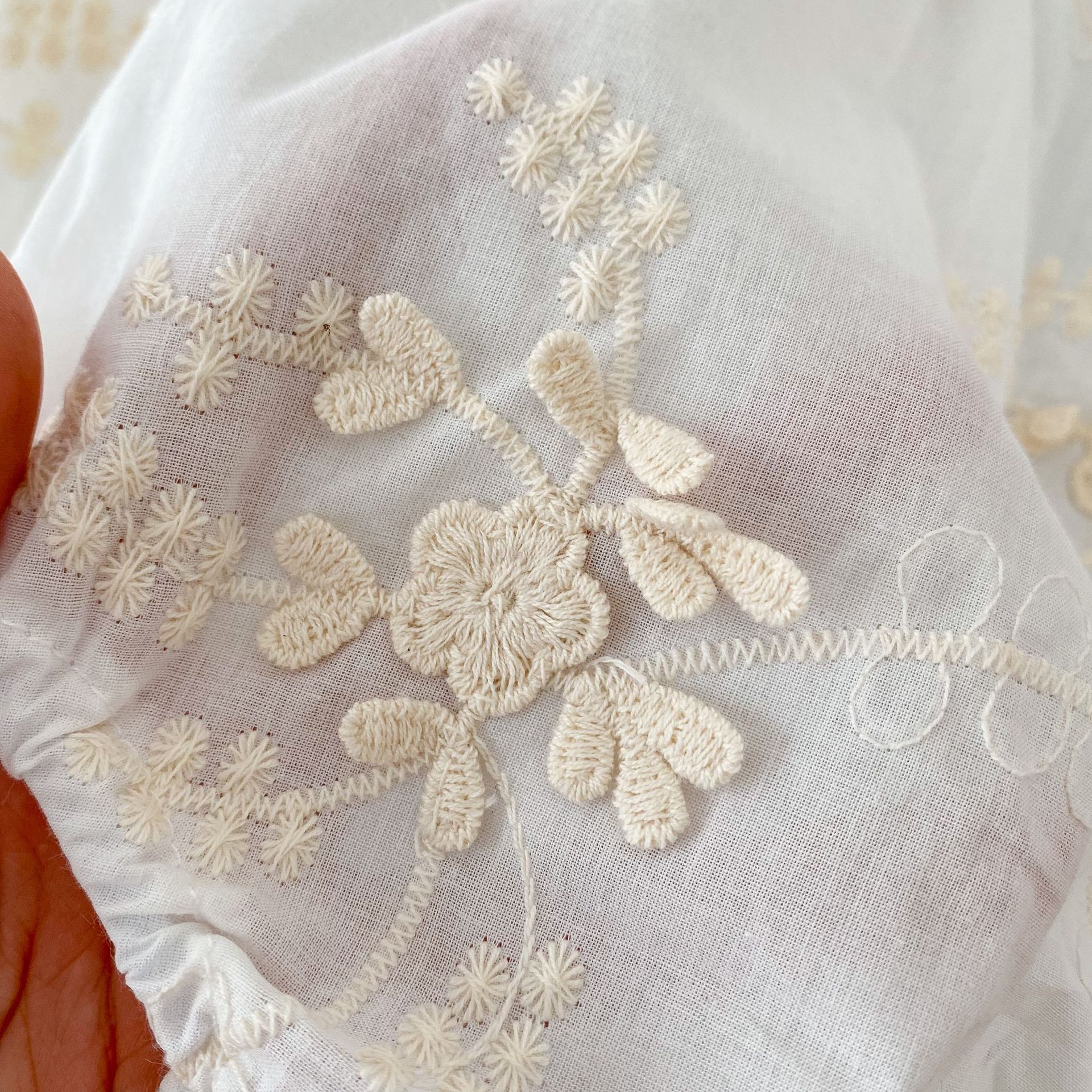 2024 Spring Girls' Long Sleeve Doll Collar Flower Embroidered Skirt+Romper Creeper Bodysuit sisters Dress_voghion.com