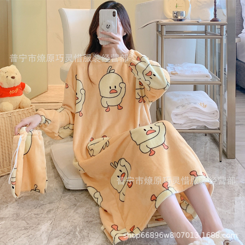 Pijamas de mujeres otoño invierno de franela lindo dibujo animado 2024 nuevo coral de lana gruesa falda cálida ropa para el hogar