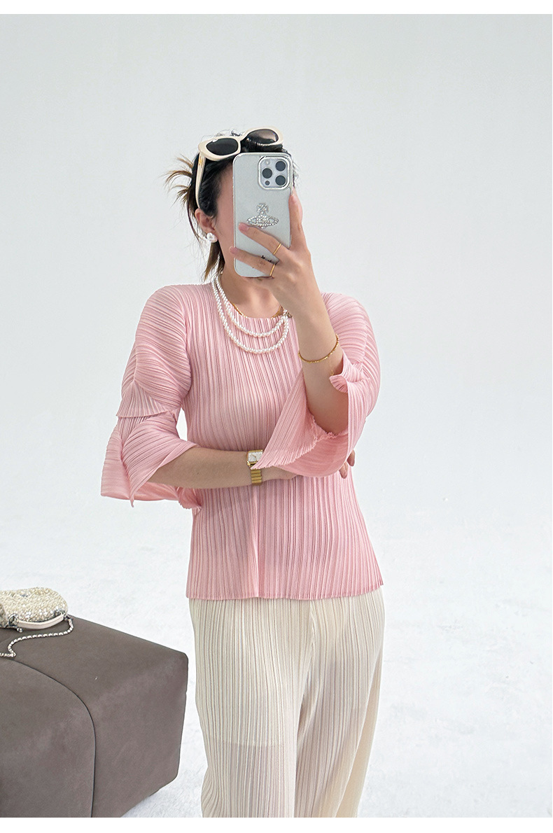 Áo phông nữ cổ tròn ôm dáng dễ phối — Màu đen chi tiết 8