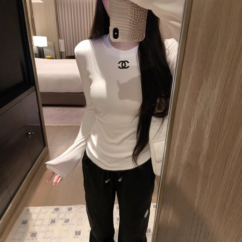 25Ss High-End Version of the New Chanel Style High-Elastic Quality Embroidered Versatile Slim-Fit Simple Ribbed Embroidered Top Base Layer 25Ss High-End Version of the New Chanel Style High-Elastic Quality Embroidered Versatile Slim-Fit Simple Ribbed Embroidered Top Base Layer