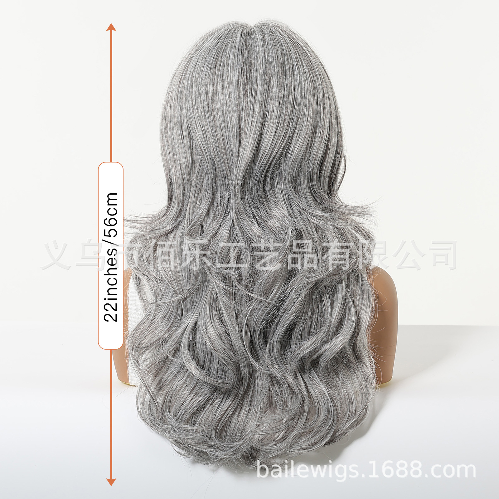 Pelucas de cabello de mujer gris frange largo rizado fibra química pelucas de cabello europeo al por mayor en stock