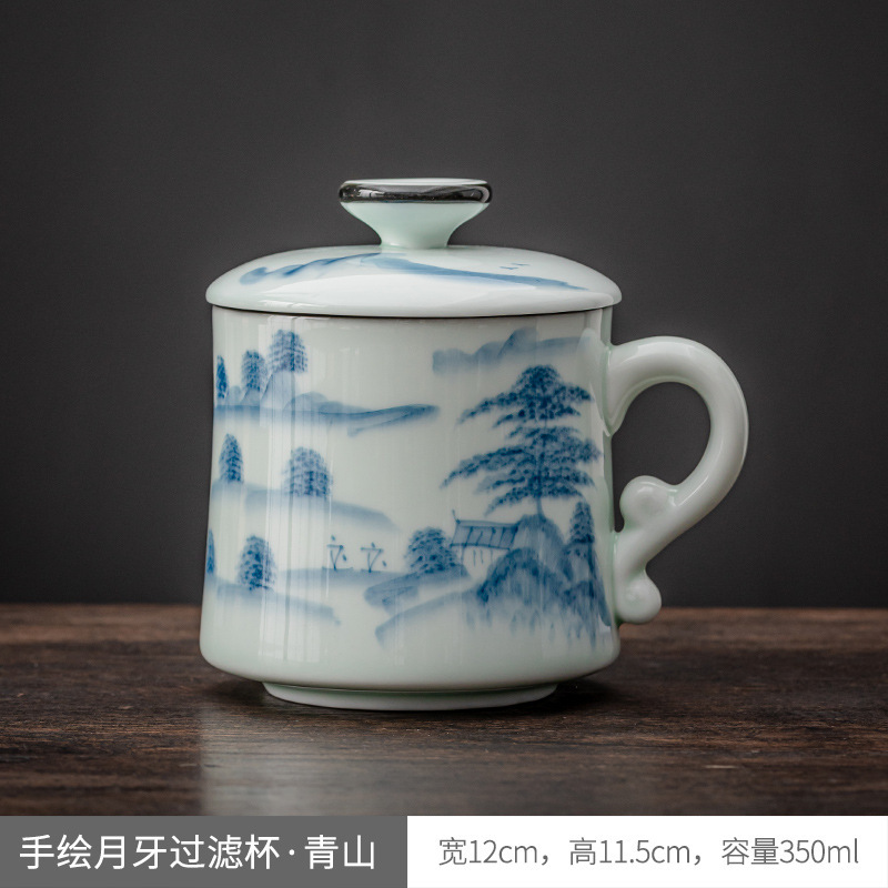 手描きの陶磁器のお茶の杯の三日月の濾過の杯は蓋の個人の専用の会議の杯を持ってお茶の事務のコップのメーカーの直接販売を入れます。|undefined