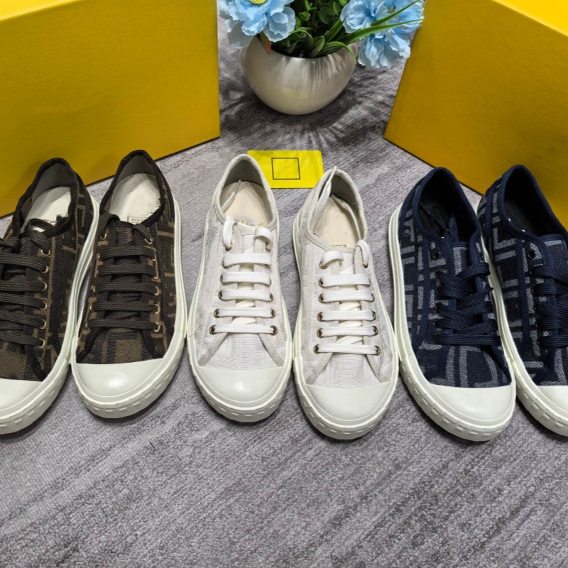 同款FF字母刺绣老花系带帆布鞋低帮运动休闲情侣鞋学生百搭板鞋女