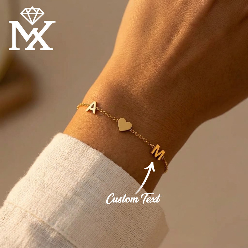 Cross-border custom-made English alphabet pendant bracelet, featuring the letters A-Z, with a heart-shaped chain design, versatile and fashionable