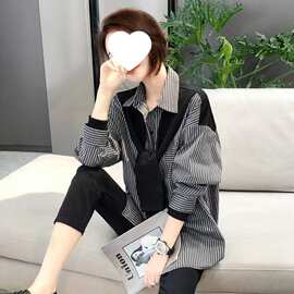 拽酷女装高档黑灰条纹上衣衬衫女设计感时尚外穿百搭气质2025新款