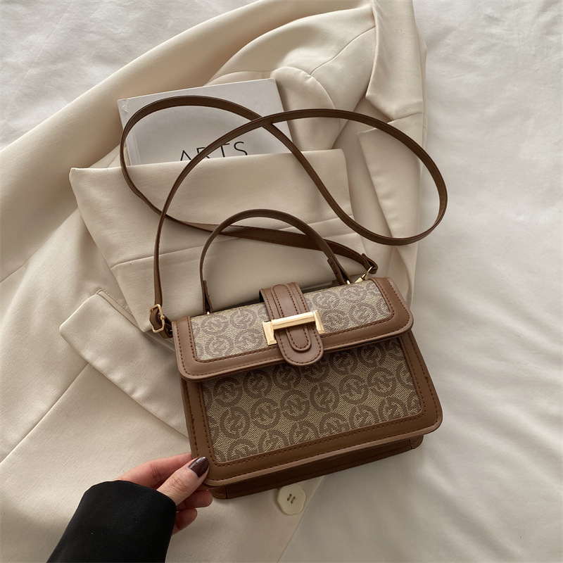 Bolsos para mujer 2025 nuevo estilo de alta calidad clásico pequeño cuadrado bolso de hombro retro de moda bolso de mensajero de moda de todo fósforo