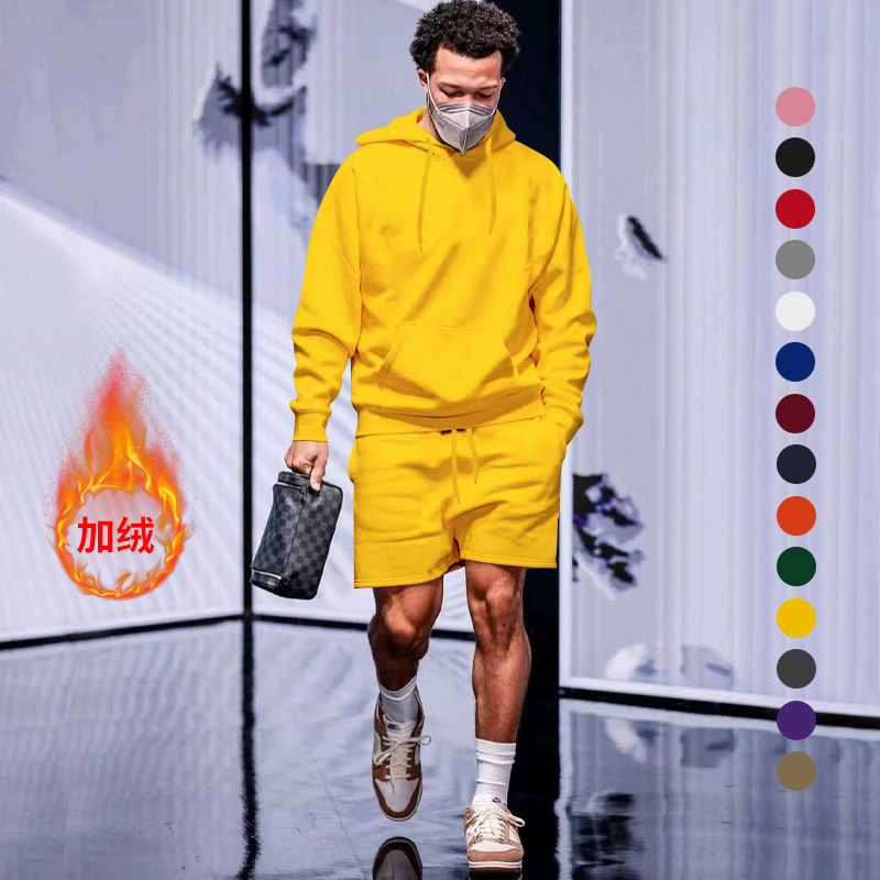 Comercio exterior transfronterizo 2023 Amazon Hombres otoño nuevos hombres forrados de lana suéter con capucha pantalones cortos traje casual