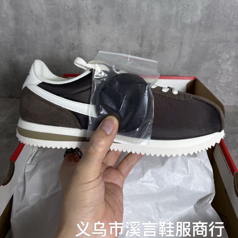 New Cortez Shoes, Classic Retro Comfortable Men's and Women's Casual Running Shoes, Sports Shoes in Brown New Cortez Shoes, Classic Retro Comfortable Men's and Women's Casual Running Shoes, Sports Shoes in Brown