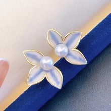 新款特价 蓝色三叶草耳钉 淡水珍珠花朵耳饰 4-5mm珠宝耳环