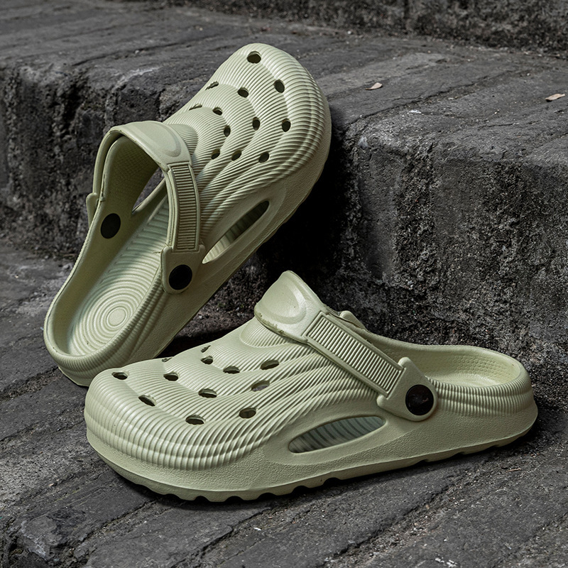 Men's summer sports ultra-soft non-slip Crocs-style slippers