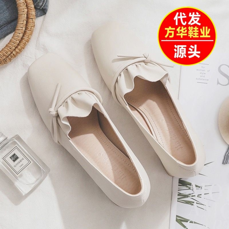 2026 verano nuevo estilo de hadas casuales de boca media suave adecuado para la combinación con una falda pequeña zapatos de tacón bajo para mujeres