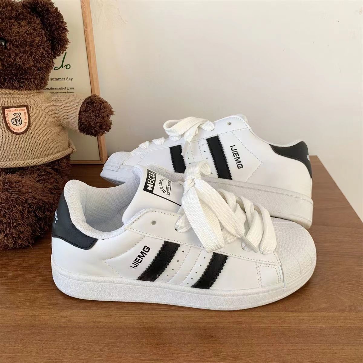 Nicho Zhong coreano concha cabeza pequeña zapatos blancos mujeres in tide2025 nuevo versátil transpirable estudiantes zapatos de skate casuales