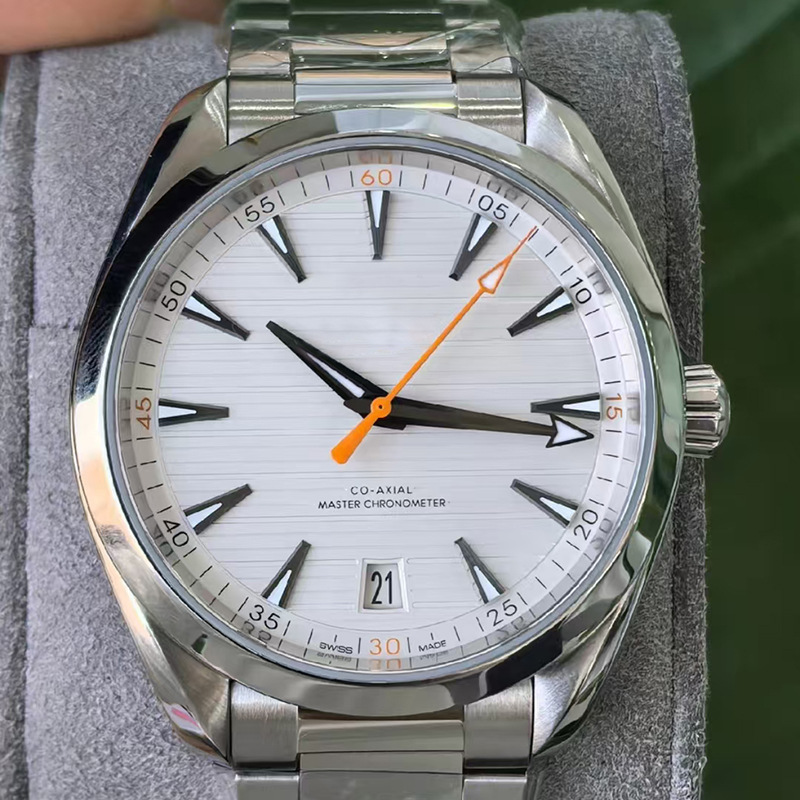 Reloj mecánico automático Haima 150 envío al por mayor transfronterizo Euro Haima Hornet Reloj impermeable luminoso para hombre