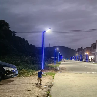 LED太阳能景观庭院路灯3米3.5米户外公园道路小区景区铝型材灯具