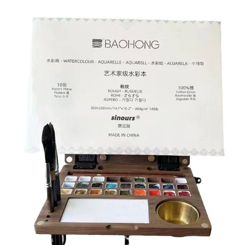 La paleta de madera se puede plegar y se puede equipar con una paleta de correa.