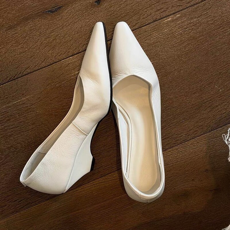 Cowhide Version~Retro Minimalist Style Pointed Toe Shallow Wedge Heels Women's Shoes 2026 New Autumn Versatile Work Clothing Shoes for Women Cowhide Version~Retro Minimalist Style Pointed Toe Shallow Wedge Heels Women's Shoes 2026 New Autumn Versatile Work Clothing Shoes for Women