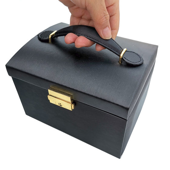 Three-layer jewelry box jewelry storage box portable stud earrings with lock necklace ring storage box wooden cross-border Amazon
