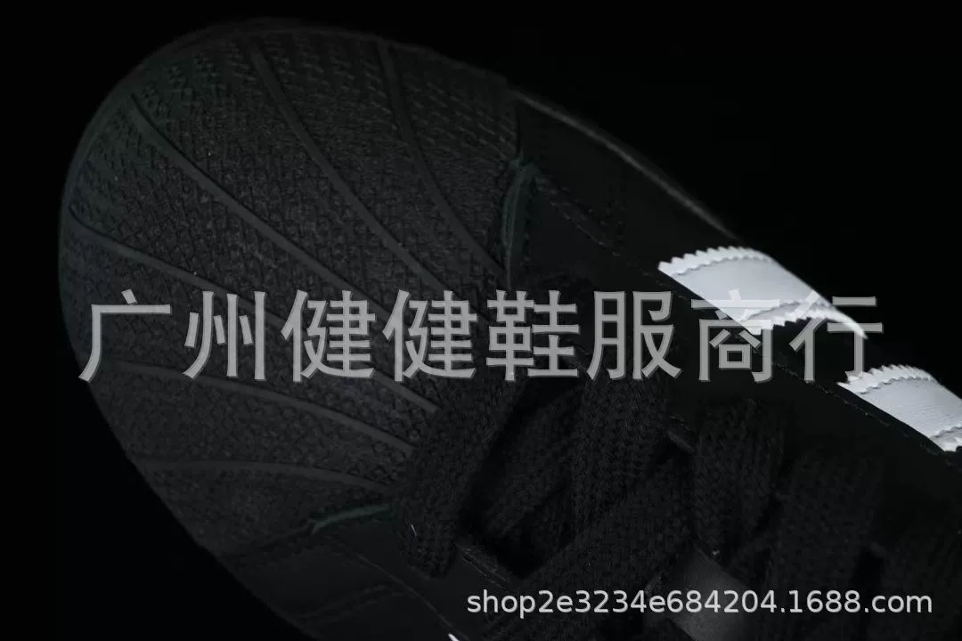 Всесезонные кроссовки Adidas для мужчин и женщин с площадкой, обувь Jianjian Guangzhou кампус клубника медведь красно-белый, плоская замена Maillard