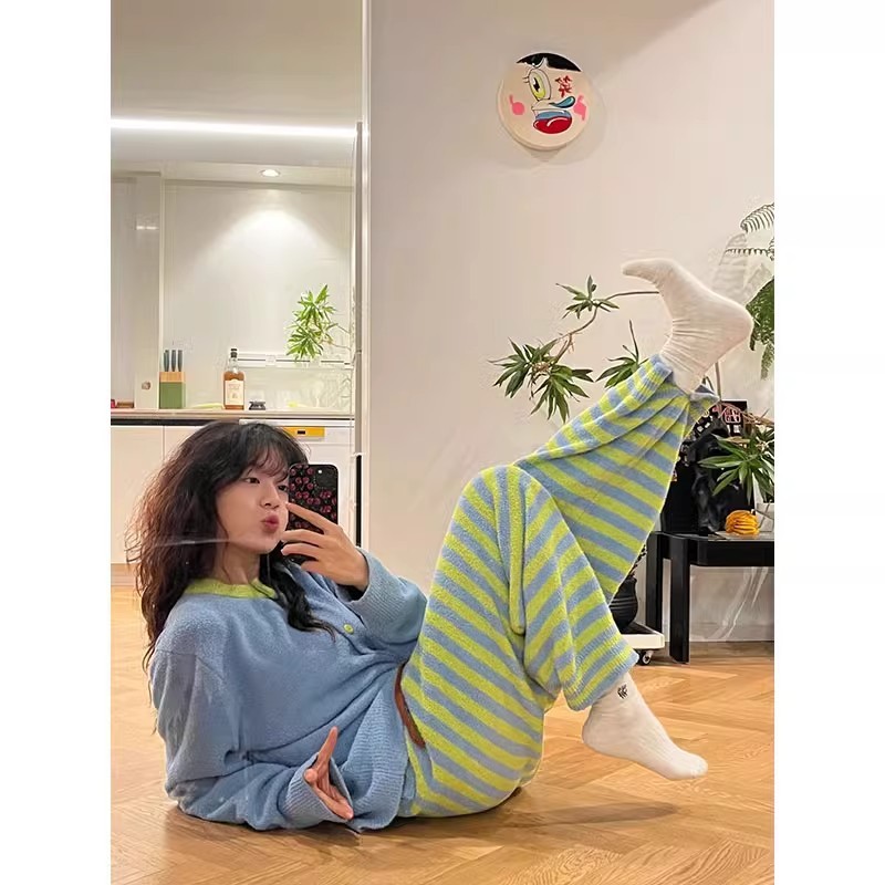 秋冬季睡衣女半边绒加厚保暖小香风冬天法兰绒家居服韩版条纹套装|undefined