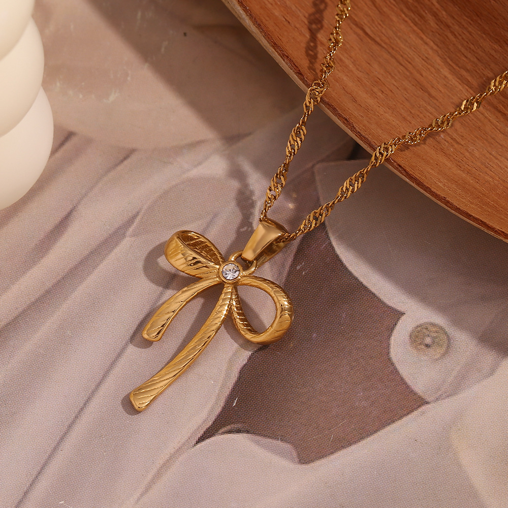 Stainless Steel Twill With Diamond Bow Necklace