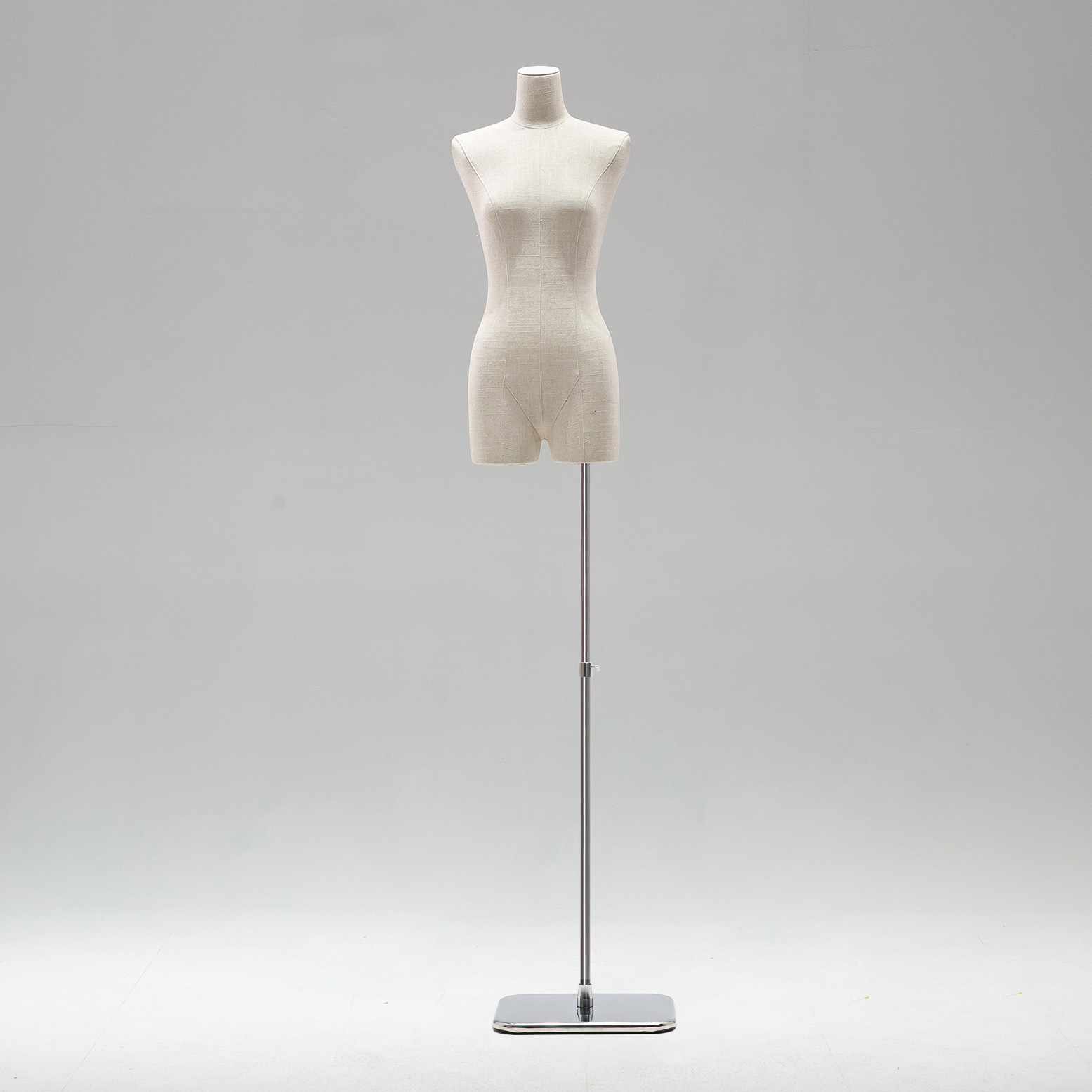 Maniquí Femenino de Medio Cuerpo de Plástico para Escaparate de Tienda de Ropa image 15