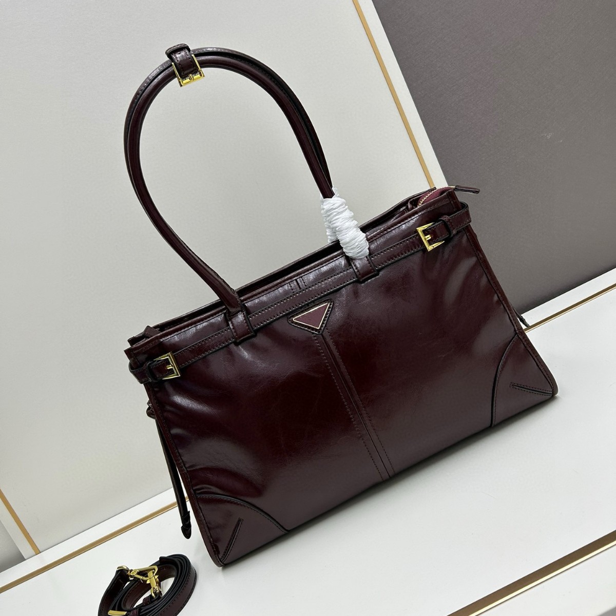 Cross-border P-style Women's Genuine Leather Handbag, MONA Style Motorcycle Bag, Oil Wax Leather Retro Shoulder Underarm Bag - Thumbnail 8