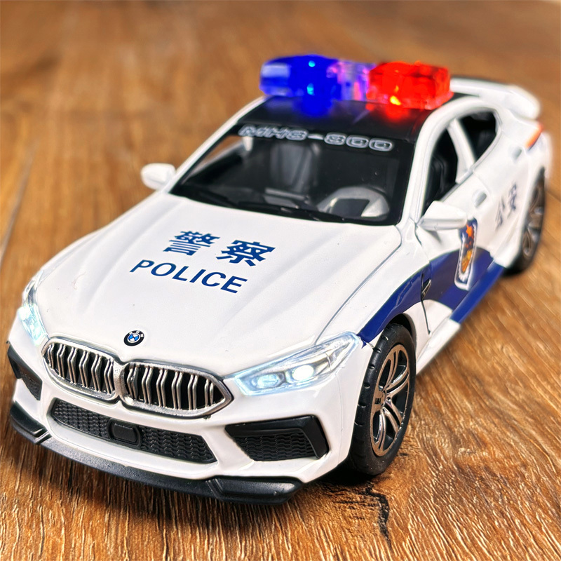 Children's alloy police car toy boy car model ornaments M8 sports car simulation six-door 110 police car Children's alloy police car toy boy car model ornaments M8 sports car simulation six-door 110 police car