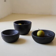 ���ŷ�̼��ľ���������׺�ɫ����ˮ���̼�������װ��Ʒ�ڼ�