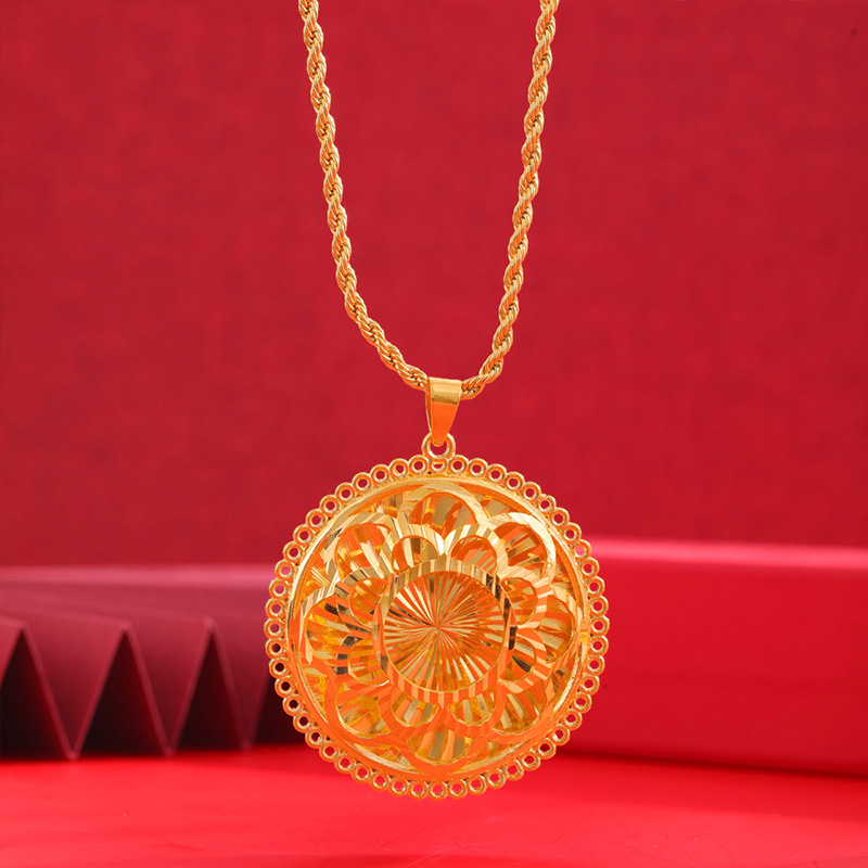 Aleación de cobre redondo hombres y mujeres flor hueco vintage colgante imitación oro etiqueta temperamento estilo antiguo arena oro joyería colgante