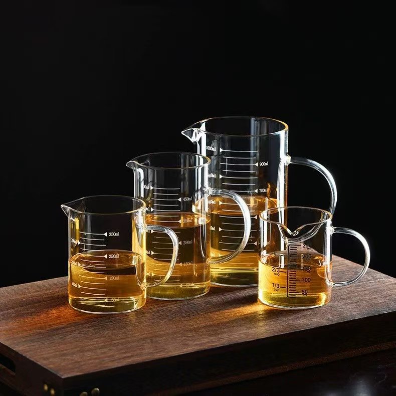 Measuring cup