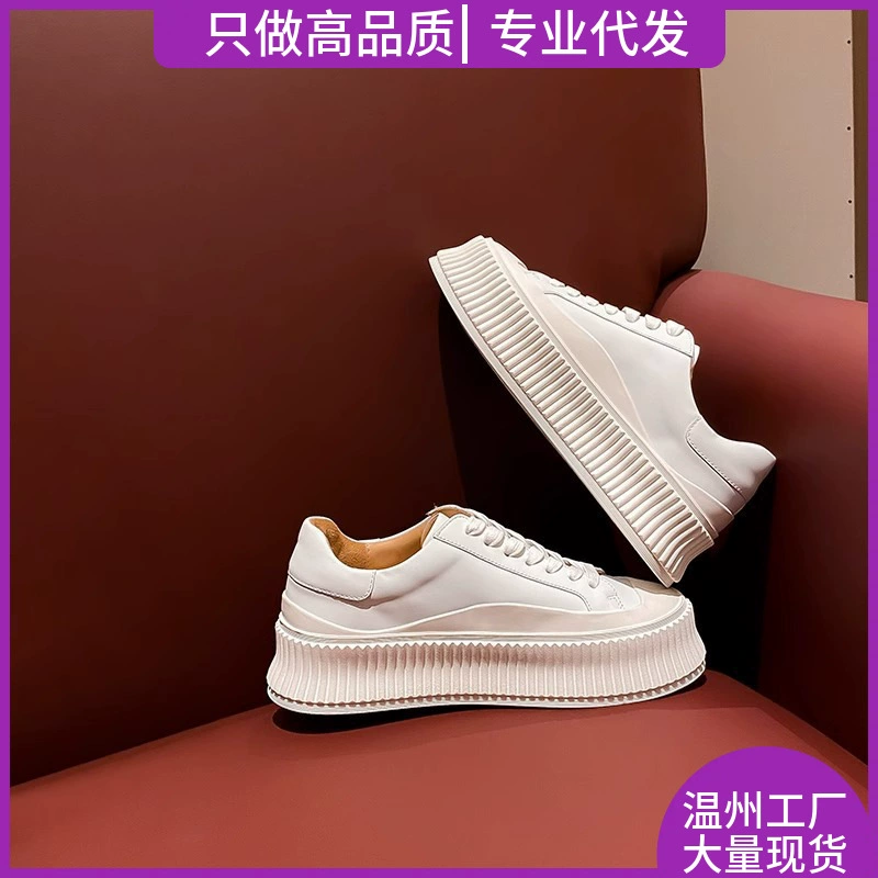 Полностью из воловьей кожи ~ женские туфли на толстой подошве, увеличивающие внутреннюю высоту, белые женские туфли, новые повседневные кроссовки 2025 года, туфли-бисквиты на платформе из натуральной кожи.