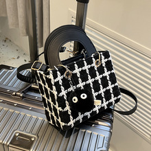 С���OӋ���Ӱ���2024�¿����Ů���ﶬ�W�tб������������