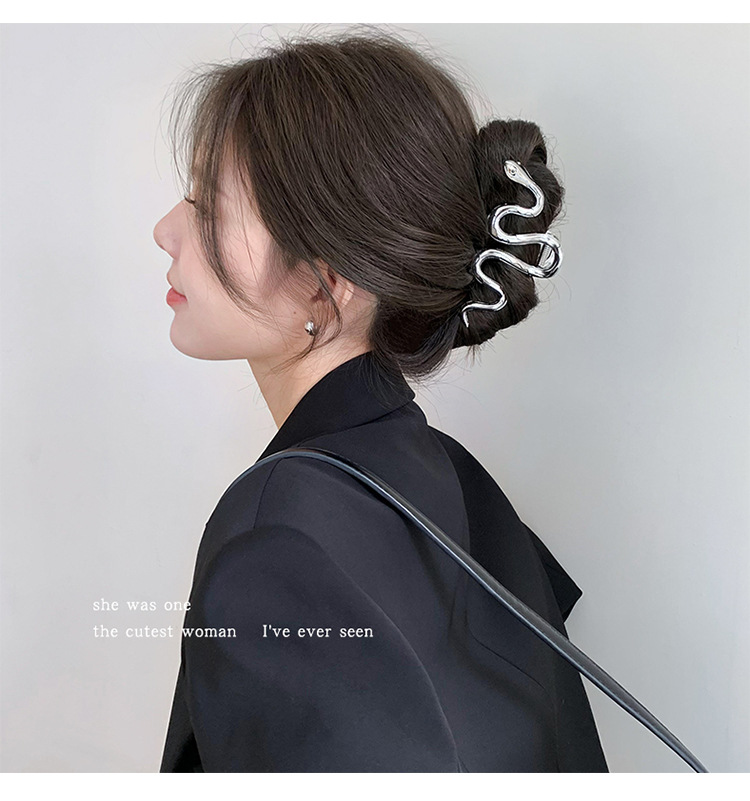 30g Weight Hair Claws Hair Accessories Type 1 Piece Quantity Daily, Street Occasion Alloy Material Geometric Pattern Women's Gender Plating Design IG Style Style Women's Ig Style Geometric Alloy Plating Hair Claws 7