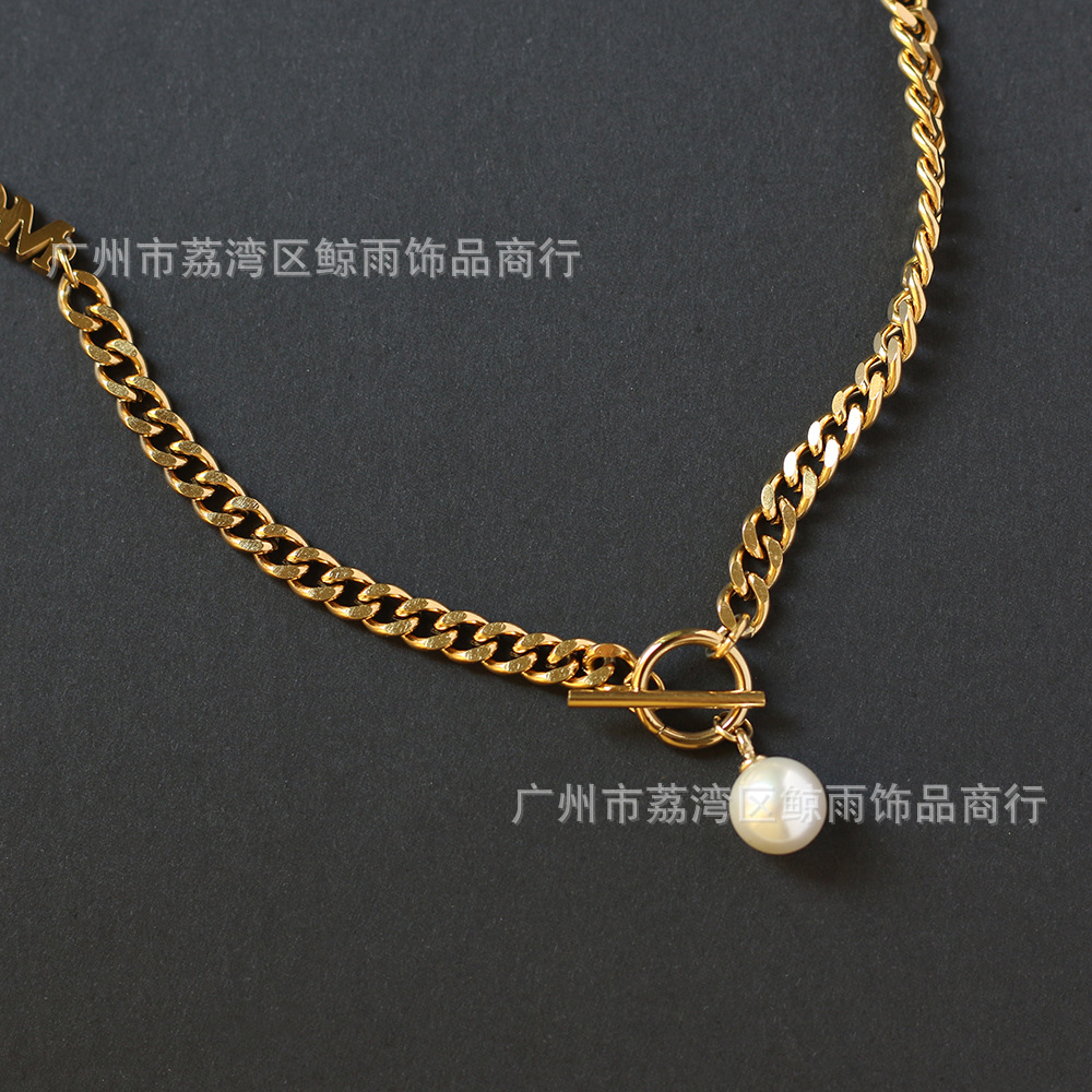 Xl067 OT Buckle Letters More Artificial Pearl Chain Chain Necklace Clavicle Chain Titanium Steel Gold Plated Color Retainingpicture3