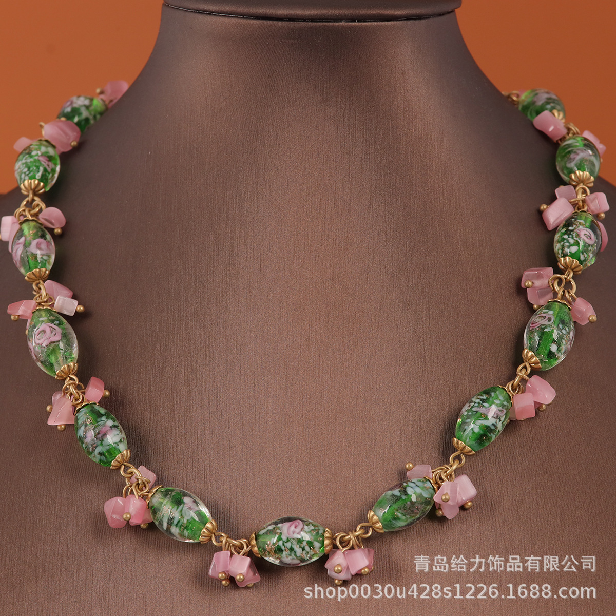 retro fashionable elegant design antique necklace