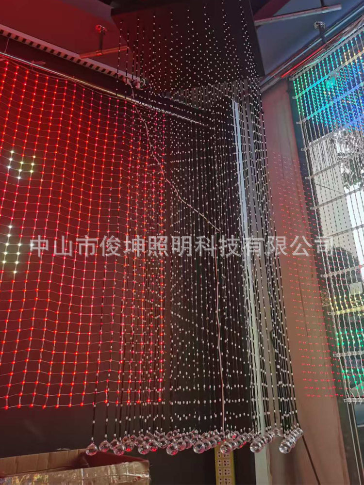 智能3D矩阵炫彩吊灯文旅引流三维动画摆件灯