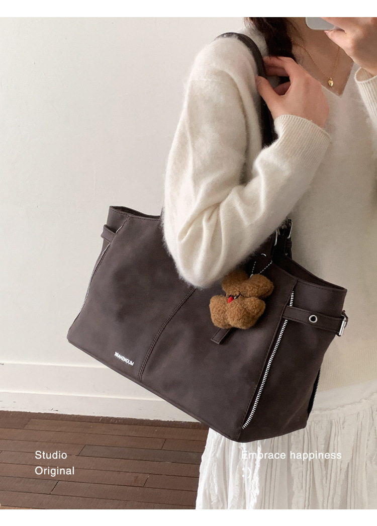 Niche Handheld Shoulder Bag New Zipper Large Capacity Tote Bag Trendy_voghion.com