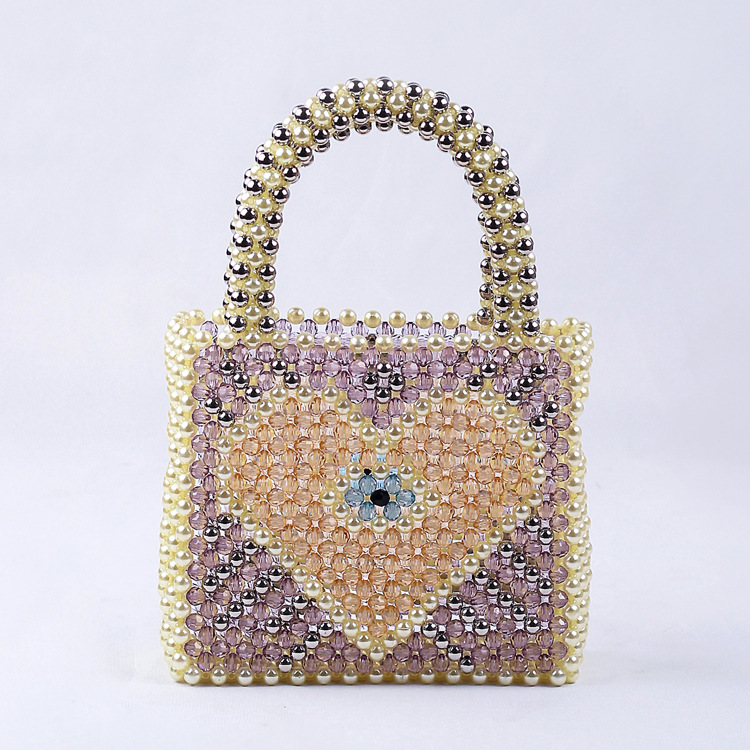 Beading, Weave Fashion Element Open Closure Type Women's Medium Arylic Heart Shape Elegant Streetwear Beading Weave Square Open Handbag