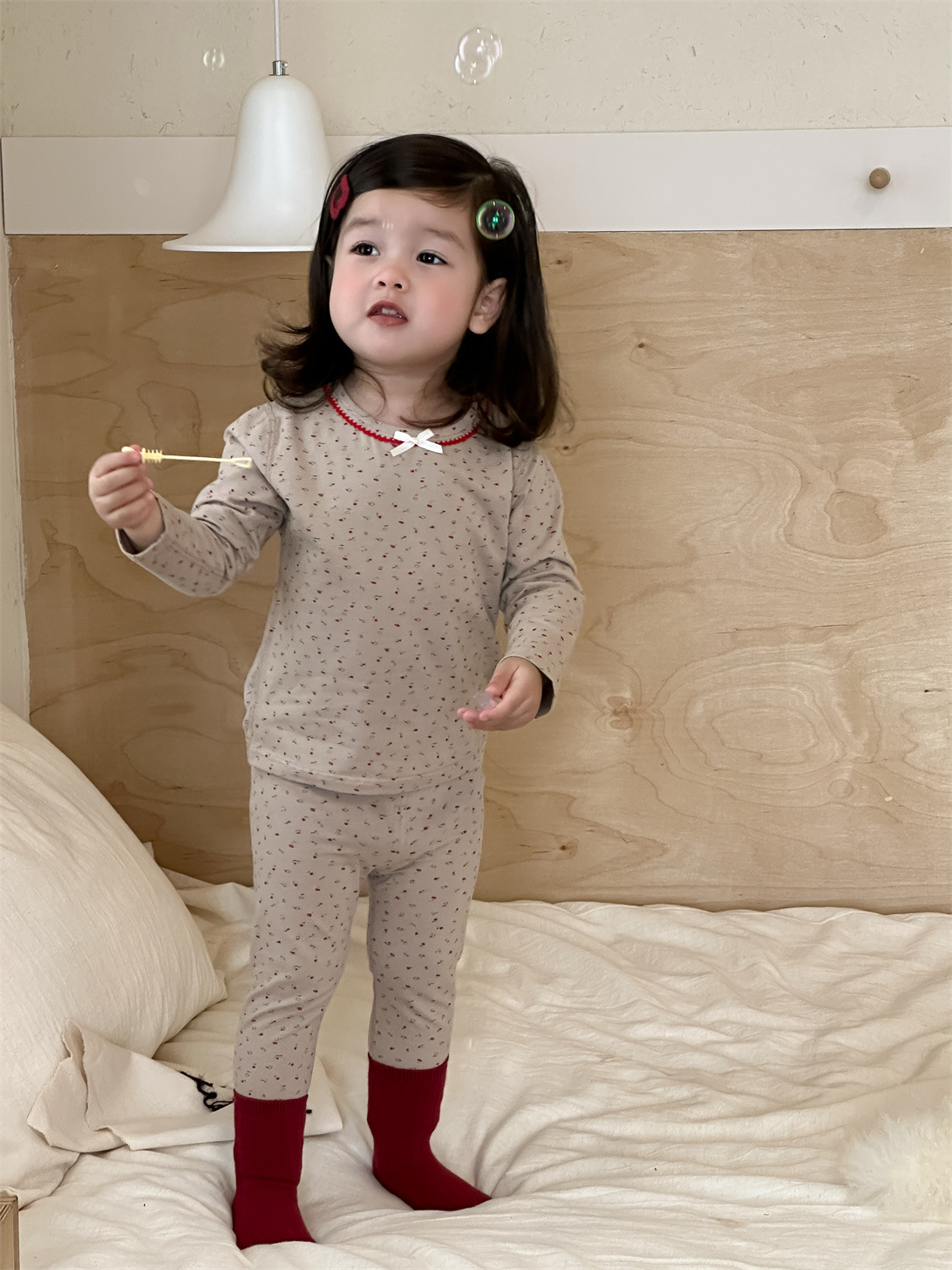 Pajamas infantiles infantiles de otoño ropa de bebé 2025 ropa de otoño ropa infantil coreana ropa de niña casa