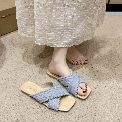 Flat retro cross-knitted yellow sandals, women's shoes, external wear 2025 summer vacation beach Roman slippers