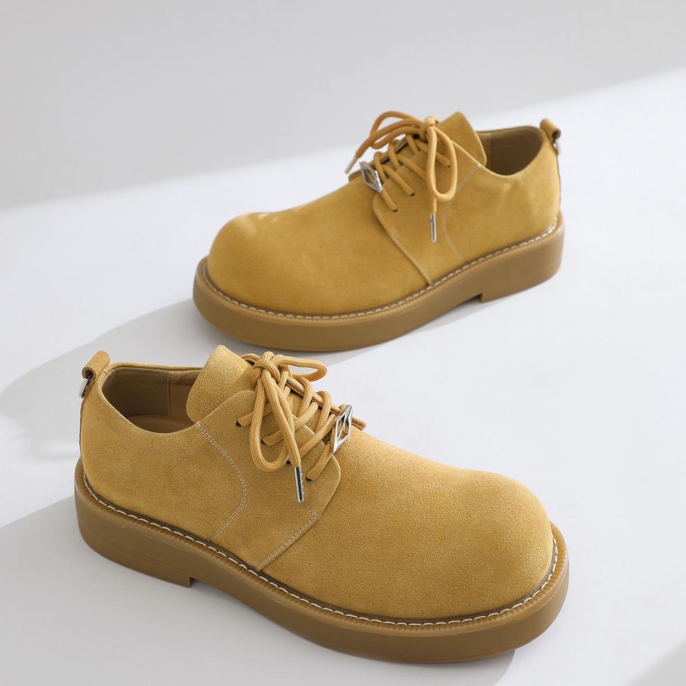 ShoeVault White Cleanfit Herrenschuh, Derby mit Zehensteg, der die Körpergröße erhöht und sich ideal für Pendler eignet, trendiges Ledermodell für Herren (2025)._voghion.com